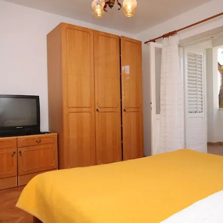 6688b Apartament *